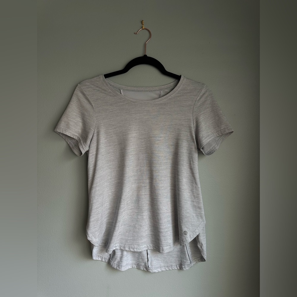 Light weight workout shirt